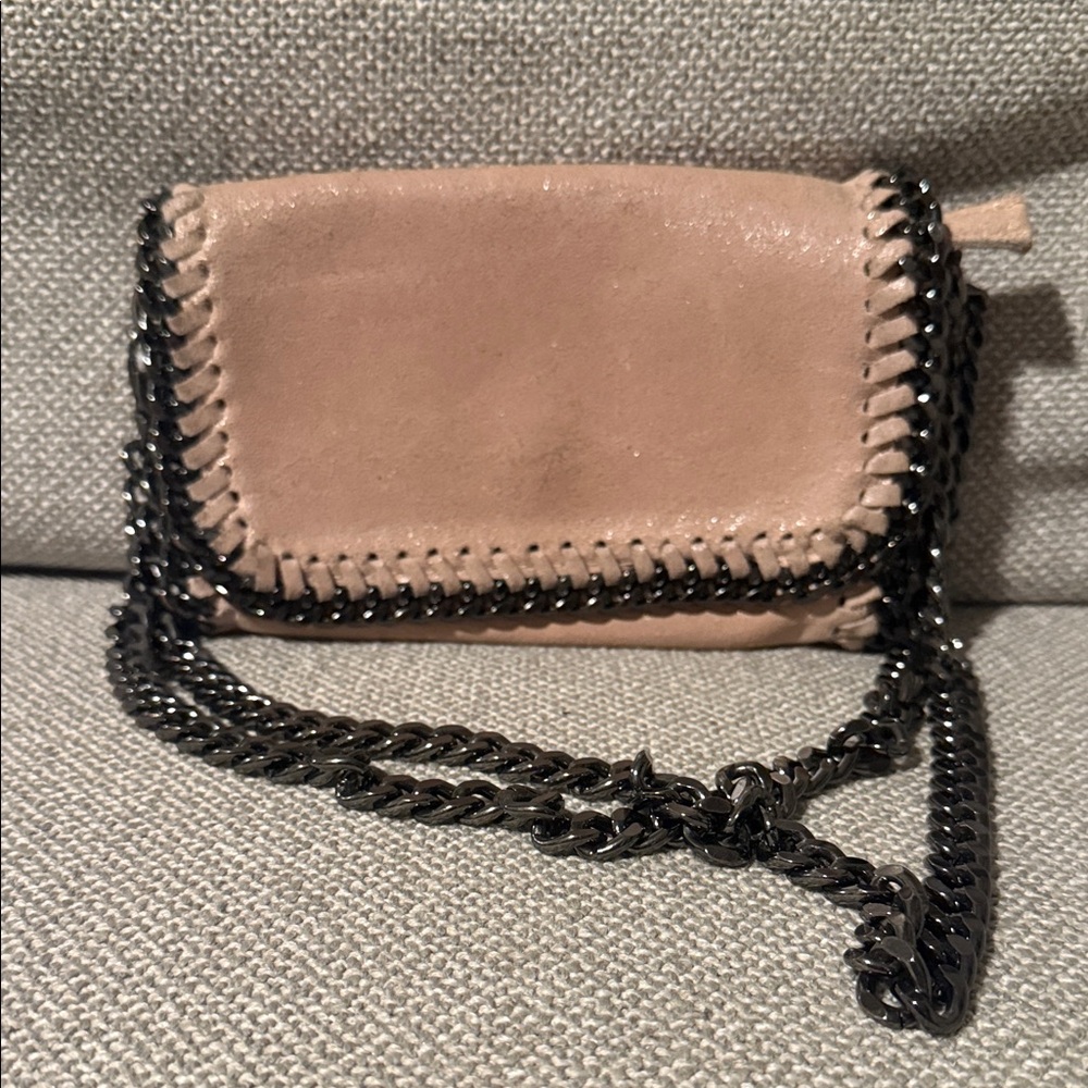 Stylish blush pink Chain-Embellished Women's Bag genuine leather